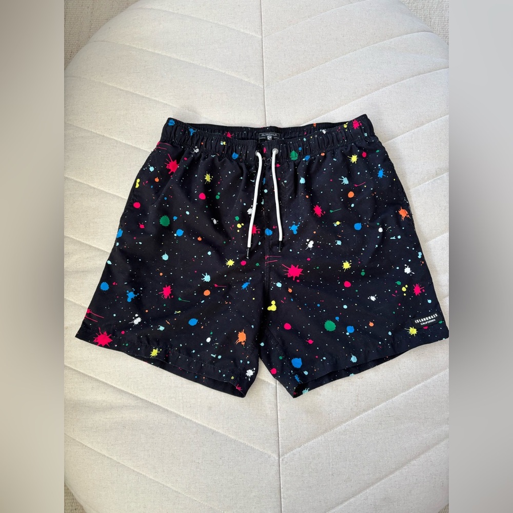 | Island Haze | Black Swim Shorts with Paint-Splash Accents Men’s size XL